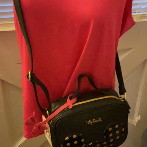 🔥 🎄DISNEY Minnie Mouse Black Crossbody Bag NWT Retail $60 LAST ONE - Picture 2 of 7